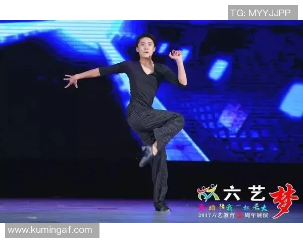 李磊的街舞人生:从热爱到梦想的深度对话与成长之路 李磊的街舞人生:从热爱到梦想的深度对话与成长之路