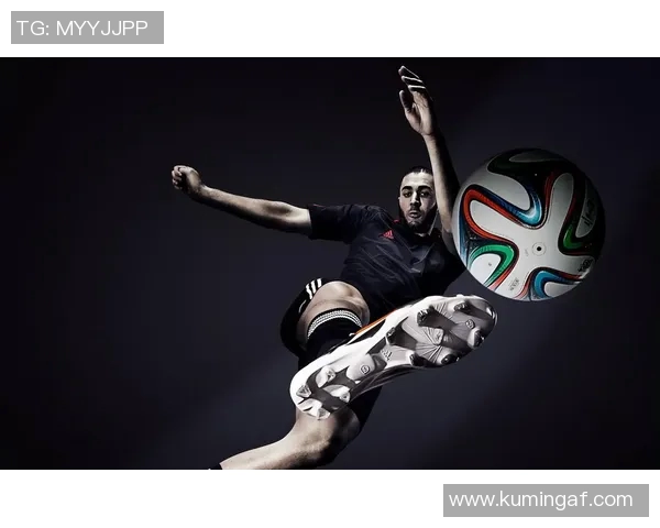 足球明星卡通形象漂移冒险之旅精彩瞬间展示