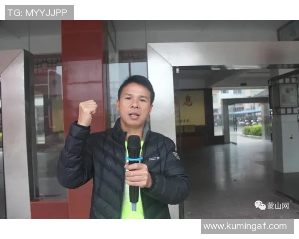 卢志强足球明星的崛起与成就探秘及其对中国足球的影响分析