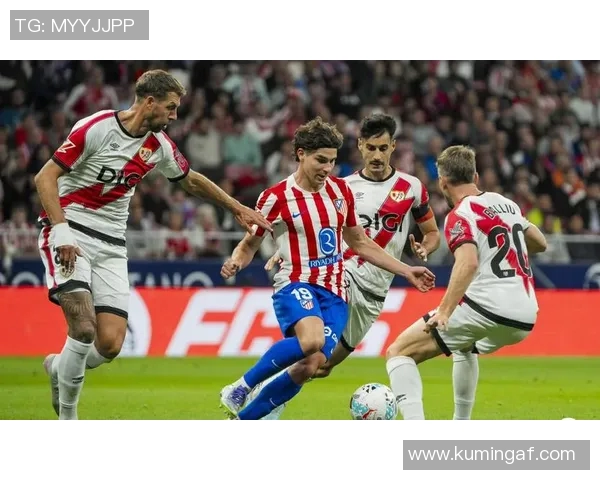 国外足球明星比赛精彩纷呈各大联赛与友谊赛汇聚全球顶尖球员的对决 国外足球明星比赛精彩纷呈各大联赛与友谊赛汇聚全球顶尖球员的对决